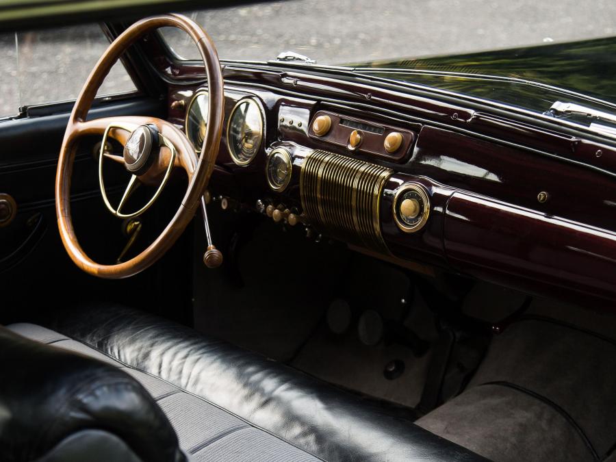  Lincoln Continental Coupe 1941 года  (фото 6 из 21)